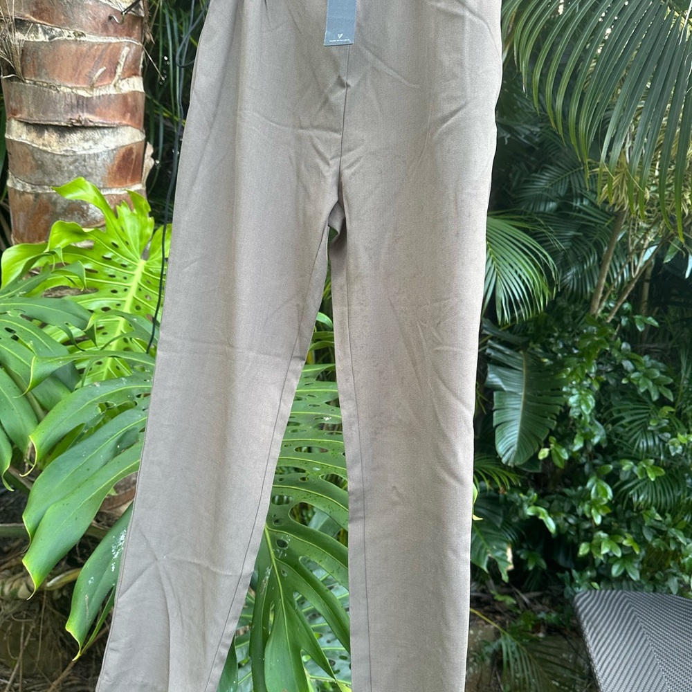 Women’s Tan Pants
